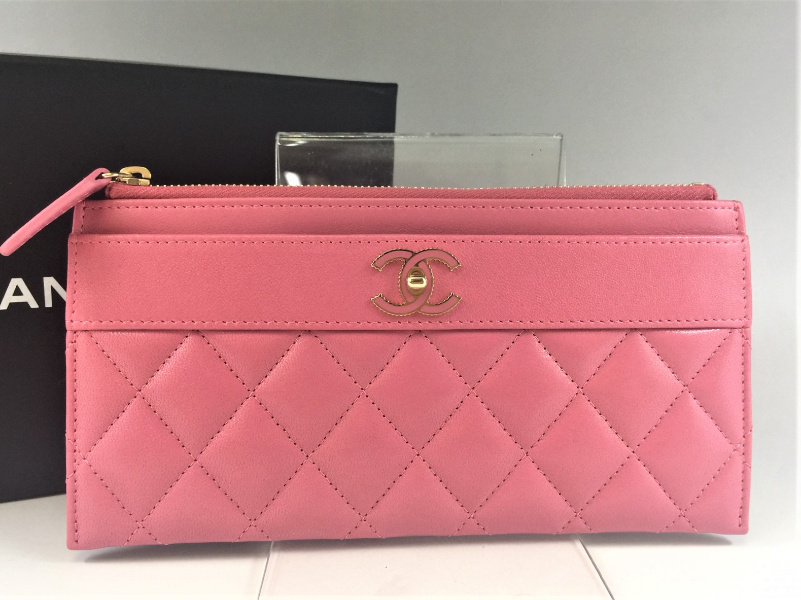 CHANEL【シャネル】マトラッセ ポーチ 画像1