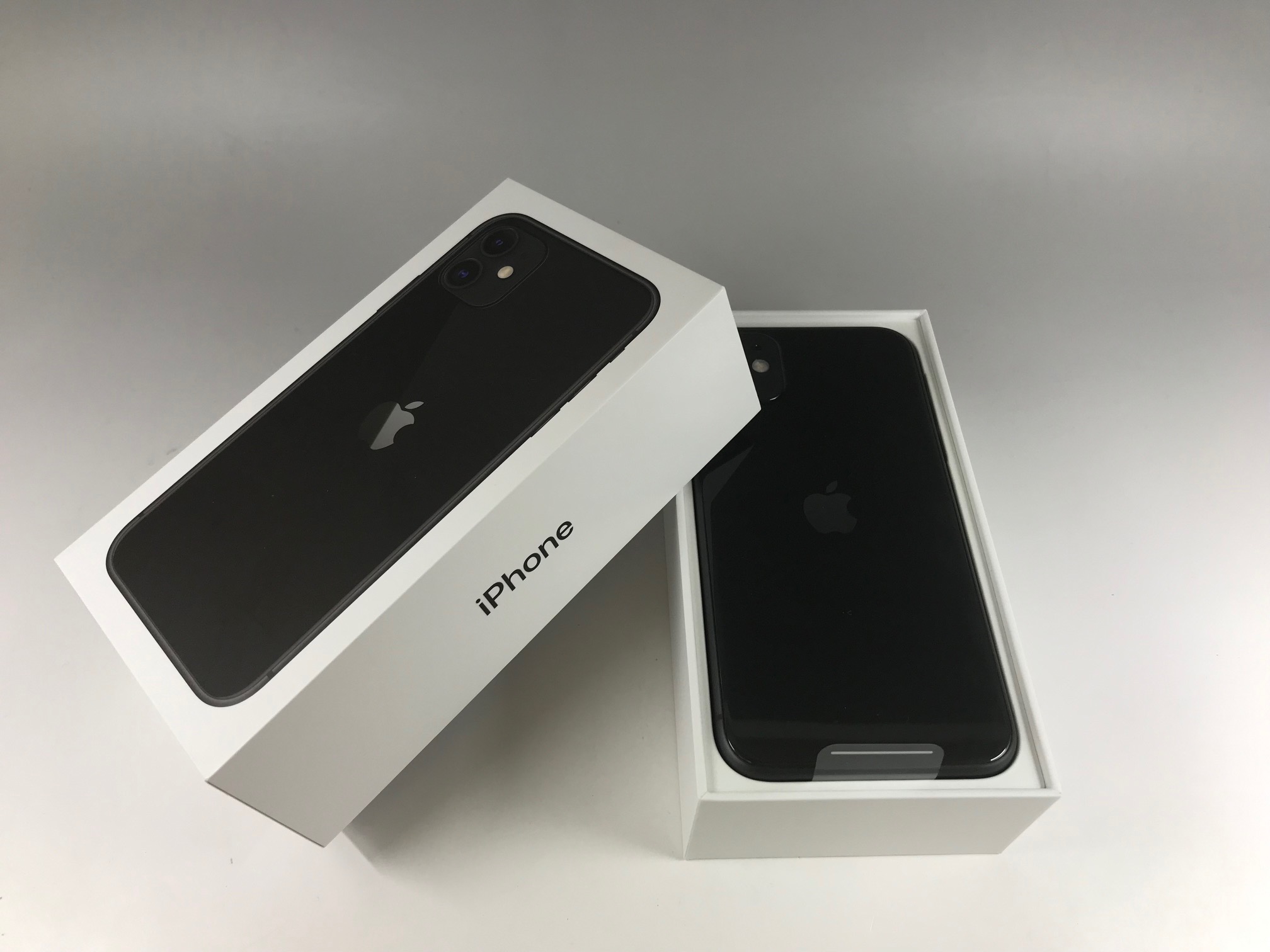 au iPhone11 128GB 画像1