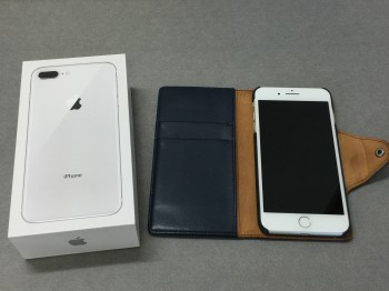 iPhone8Plus 64GB 画像1