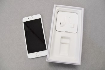 SoftBank iPhone8 64GB 画像1