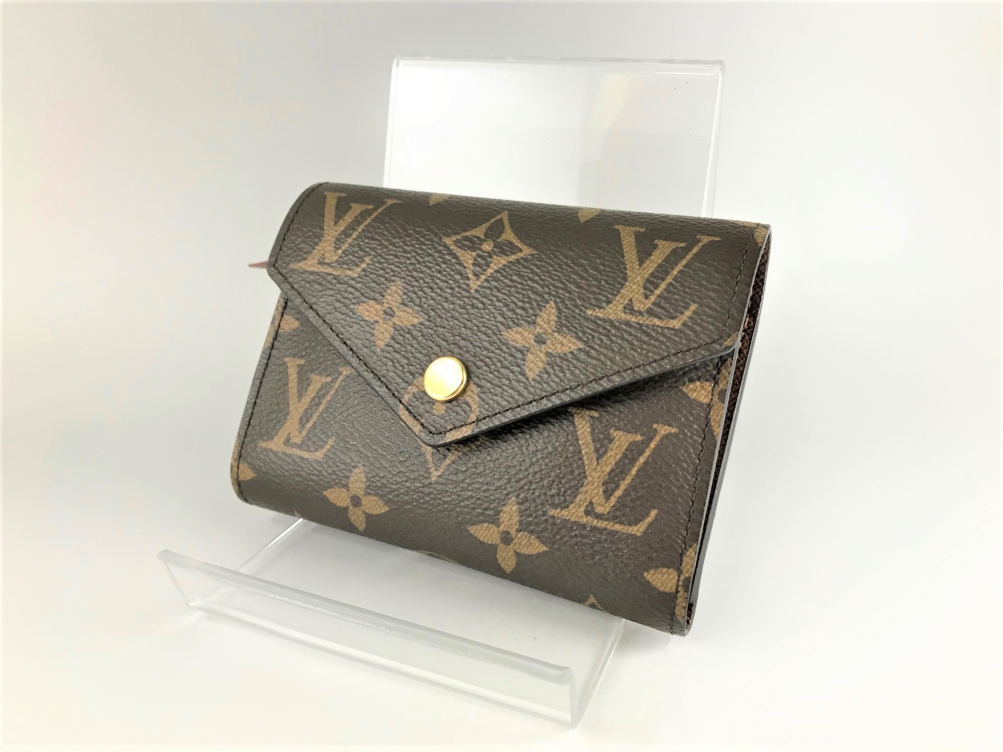LOUIS VUITTON【ルイヴィトン】モノグラム 財布 ポルトフォイユ･ヴィクトリーヌ M62472 画像1