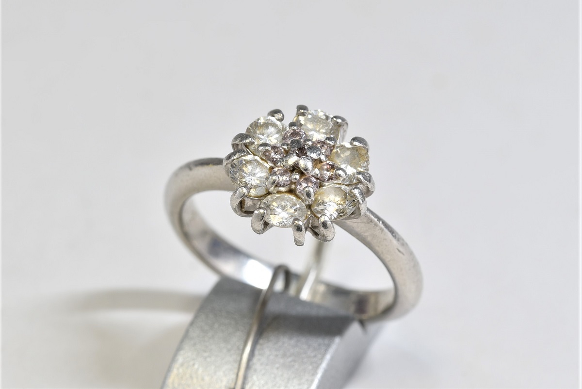 Pt900 プラチナ ダイヤモンド 指輪 画像1