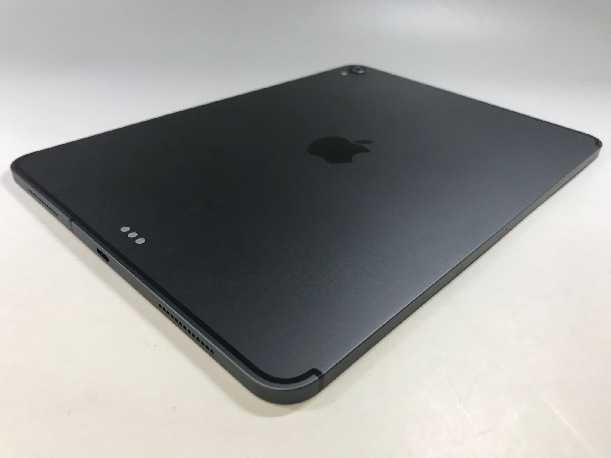 docomo iPad Pro3 256GB 画像1