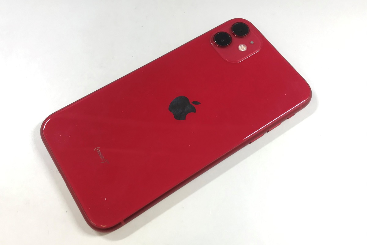au iphone11 64GB 画像1