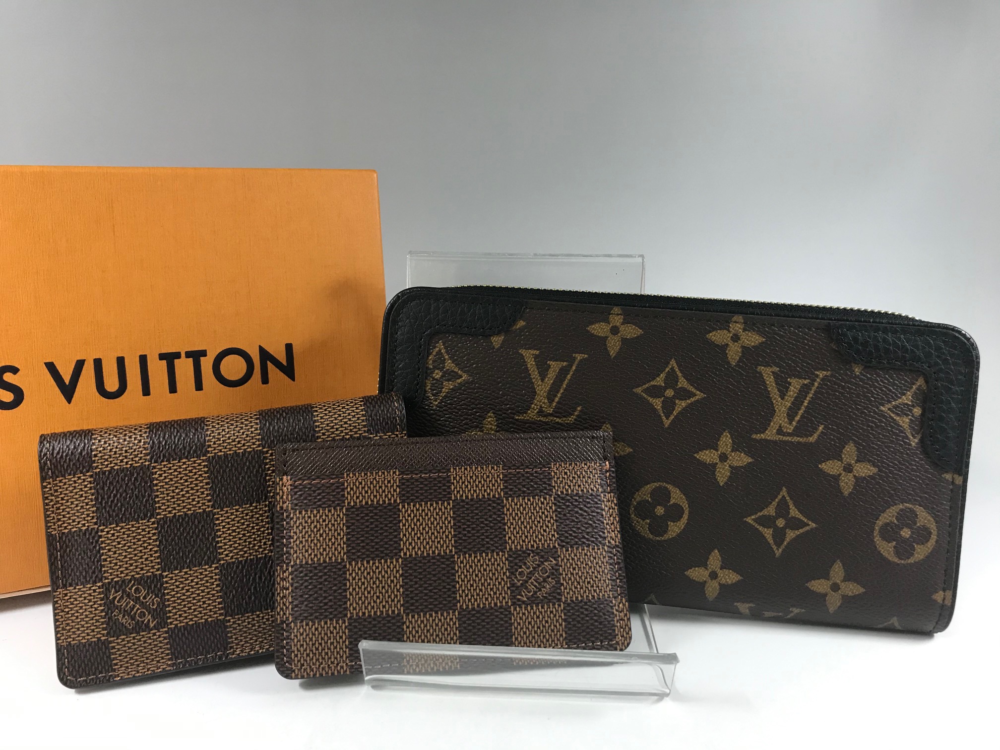 LOUIS VUITTON【ルイヴィトン】ﾀﾞﾐｴ ﾓﾉｸﾞﾗﾑ ｵｰｶﾞﾅｲｻﾞｰﾄﾞｩﾎﾟｯｼｭ ﾎﾟﾙﾄｶﾙﾄｻｰﾝﾌﾟﾙ ｼﾞｯﾋﾟｰｳｫﾚｯﾄﾚﾃｨｰﾛ 画像1