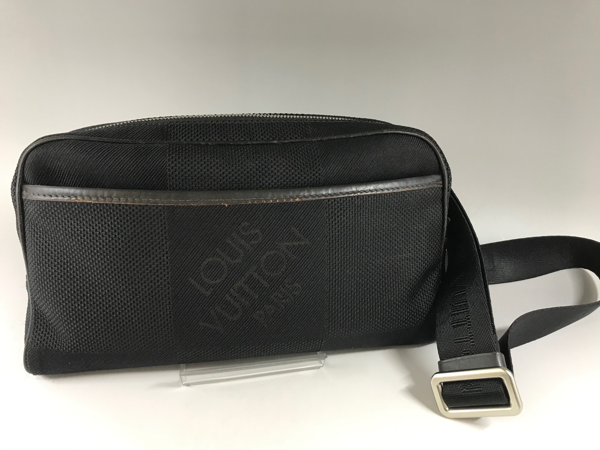 ルイヴィトン LOUIS VUITTON ボディバッグ ダミエジュアン