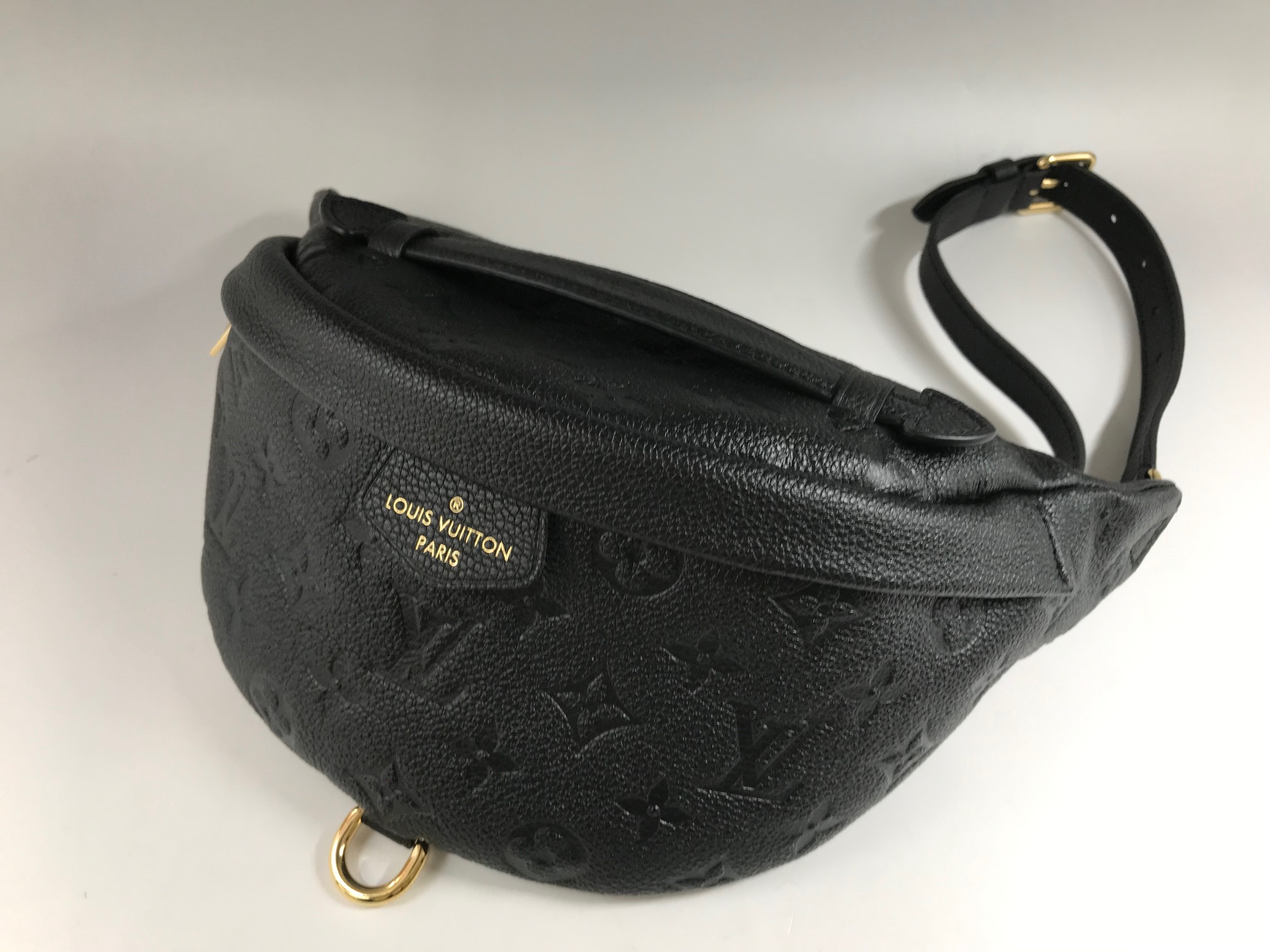 LOUIS VUITTON【ルイヴィトン】アンプラント バムバック M44812 画像1