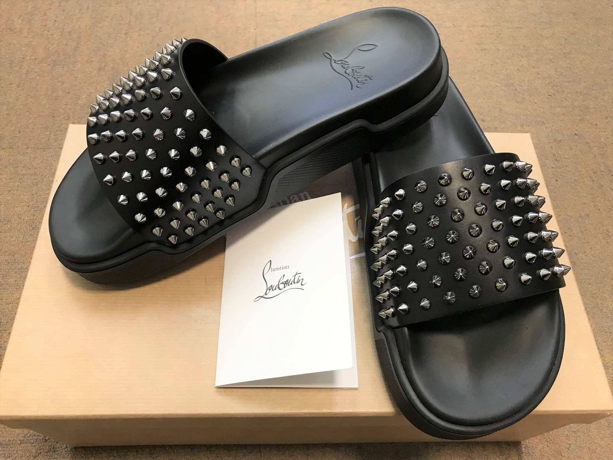 Christian Louboutin 【クリスチャンルブタン】サンダル スタッズ 画像1