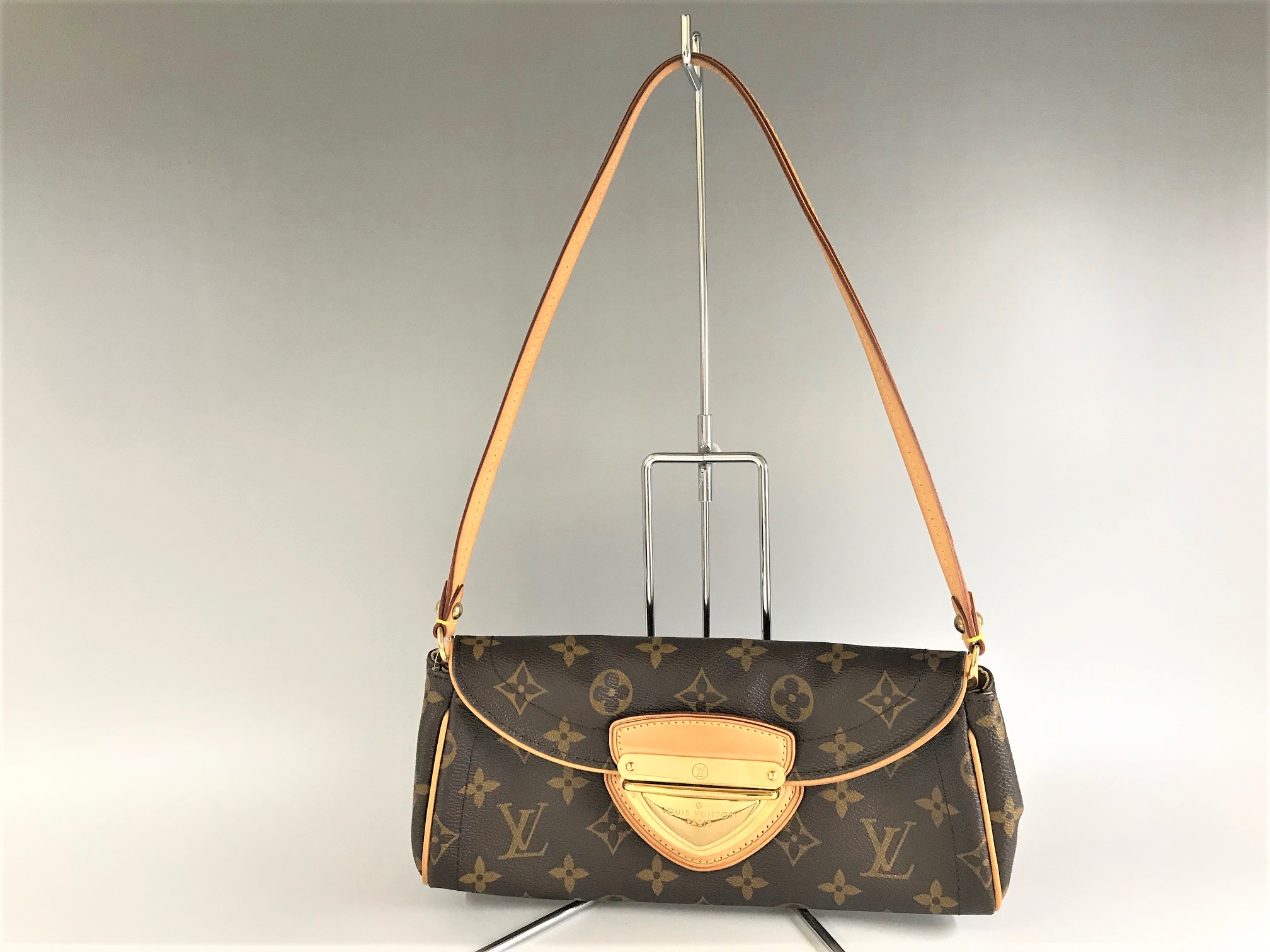 LOUIS VUITTON【ルイヴィトン】モノグラム ポシェットビバリー M40122 画像1