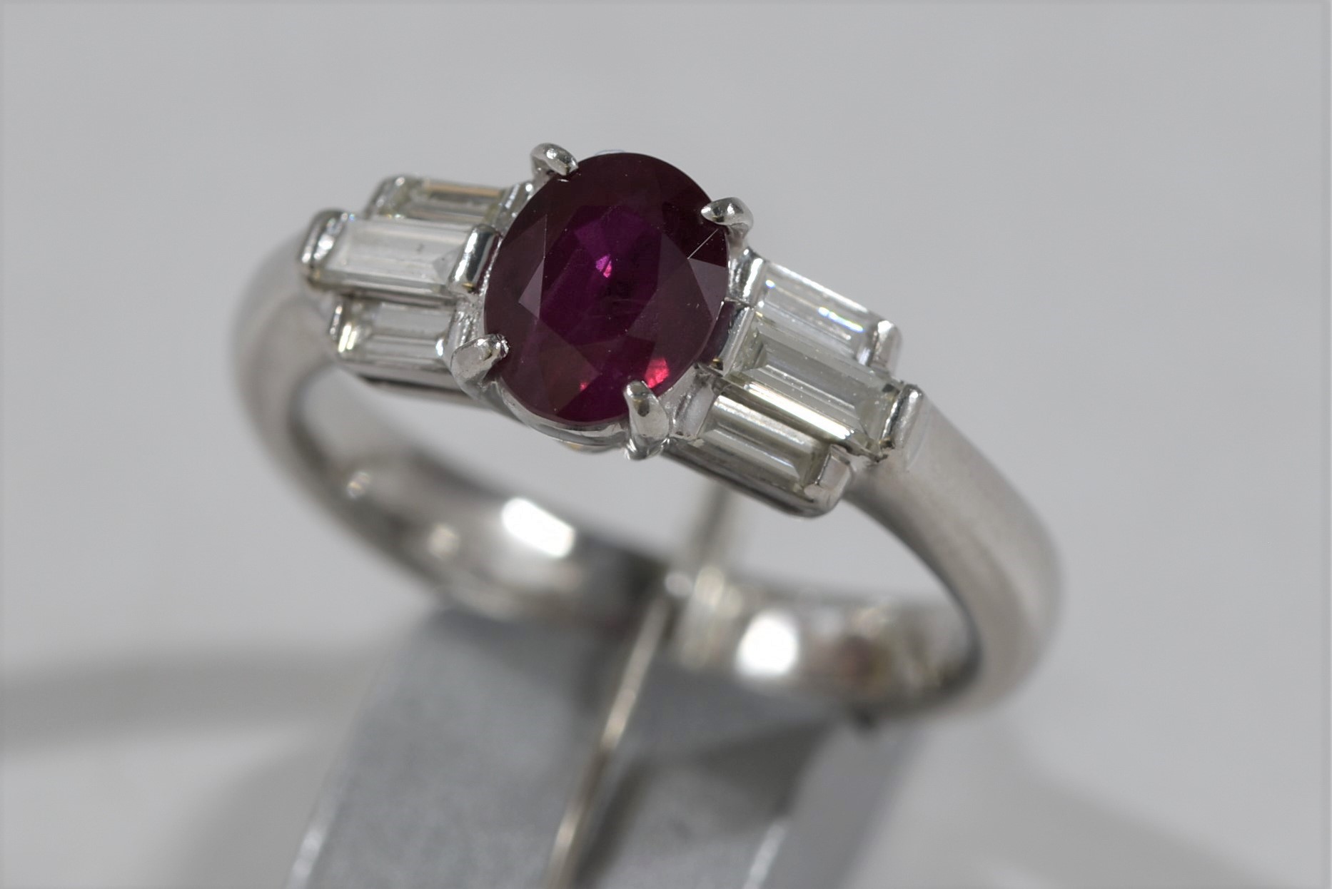 Pt900 プラチナ ルビー ダイヤモンド 指輪 画像1