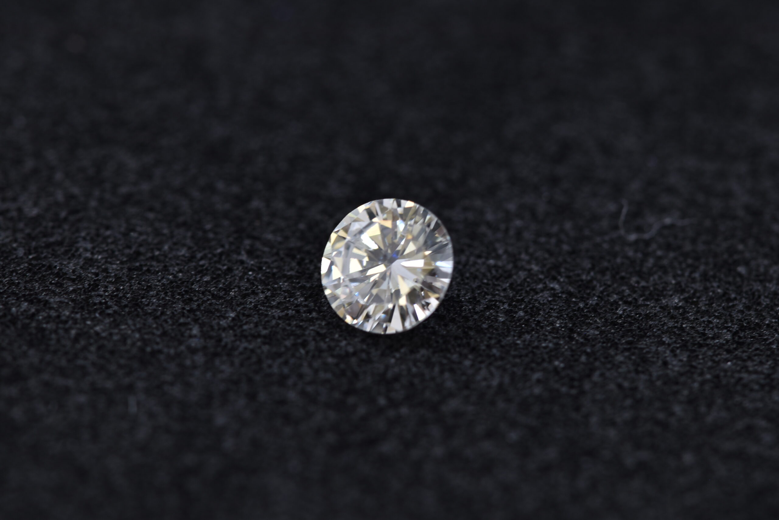 ダイヤモンド ルース 0.314ct Fカラー クラリティSI1 カットGood 蛍光性なし 画像1