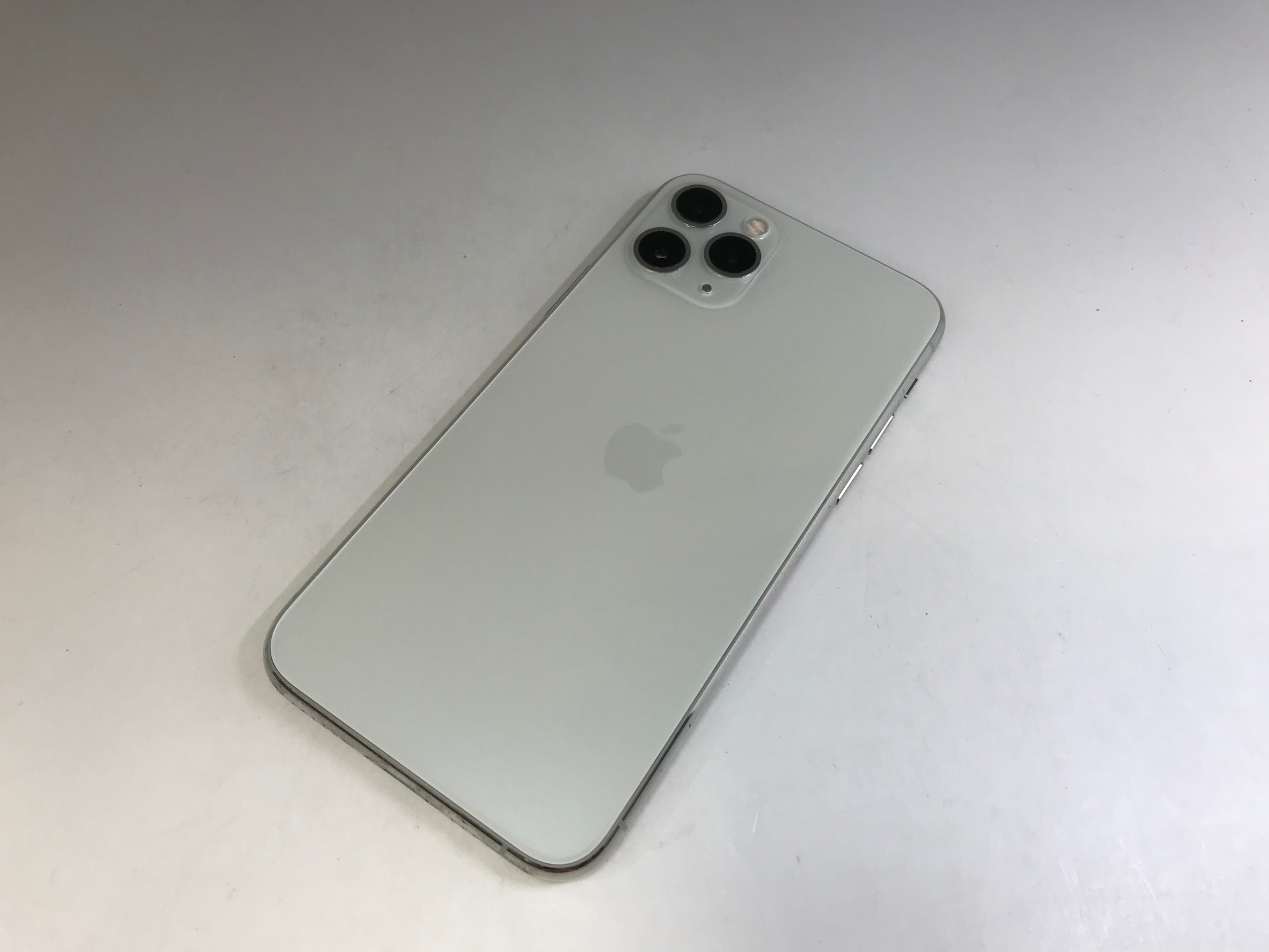au iPhone11Pro 256GB アイフォン スマートフォン 画像1