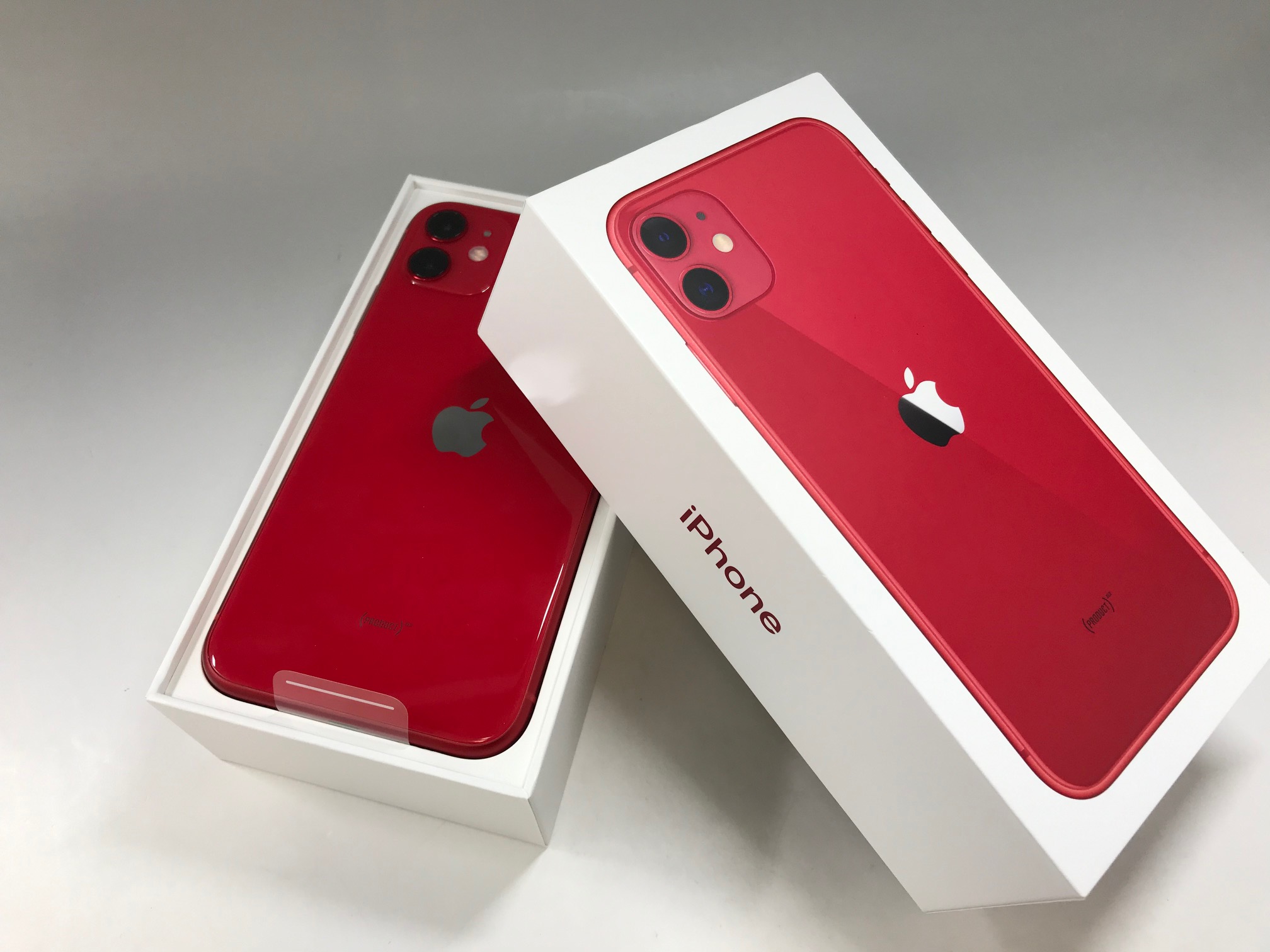 ソフトバンク Softbank iPhone11 128GB アイフォン 新品 赤 画像1