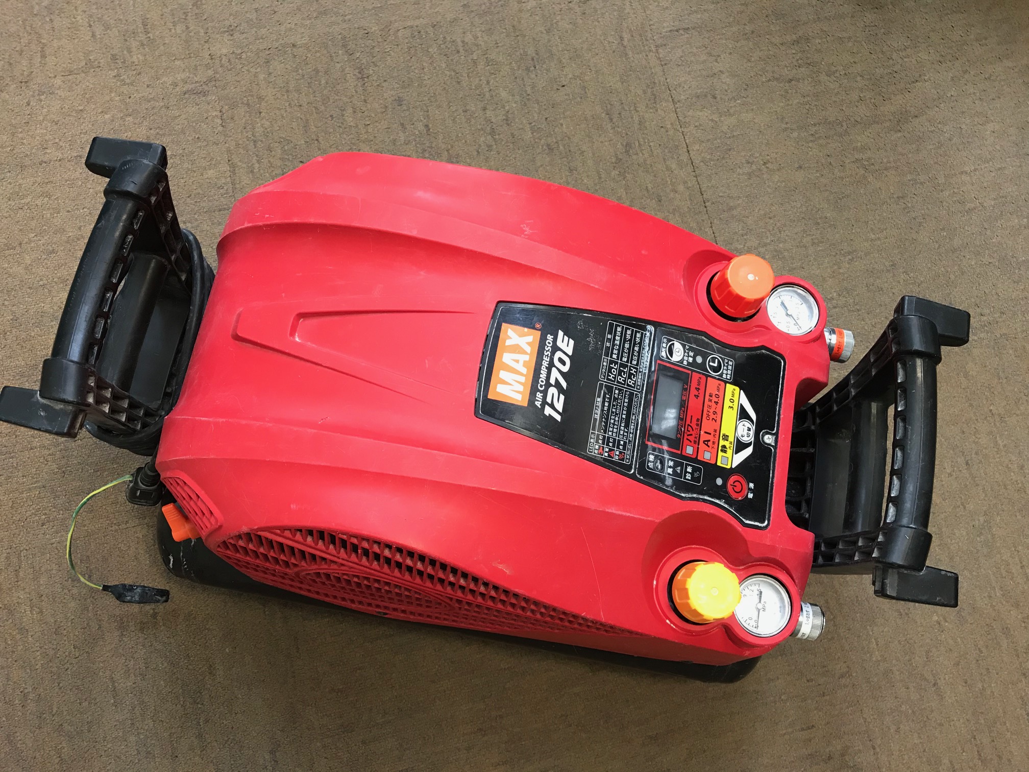 MAX【マックス】エアーコンプレッサー AK-HL1270E 画像1