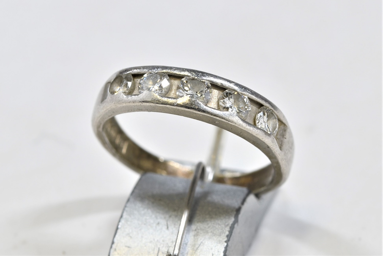 Pt900 プラチナ ダイヤモンド 一文字指輪 画像1