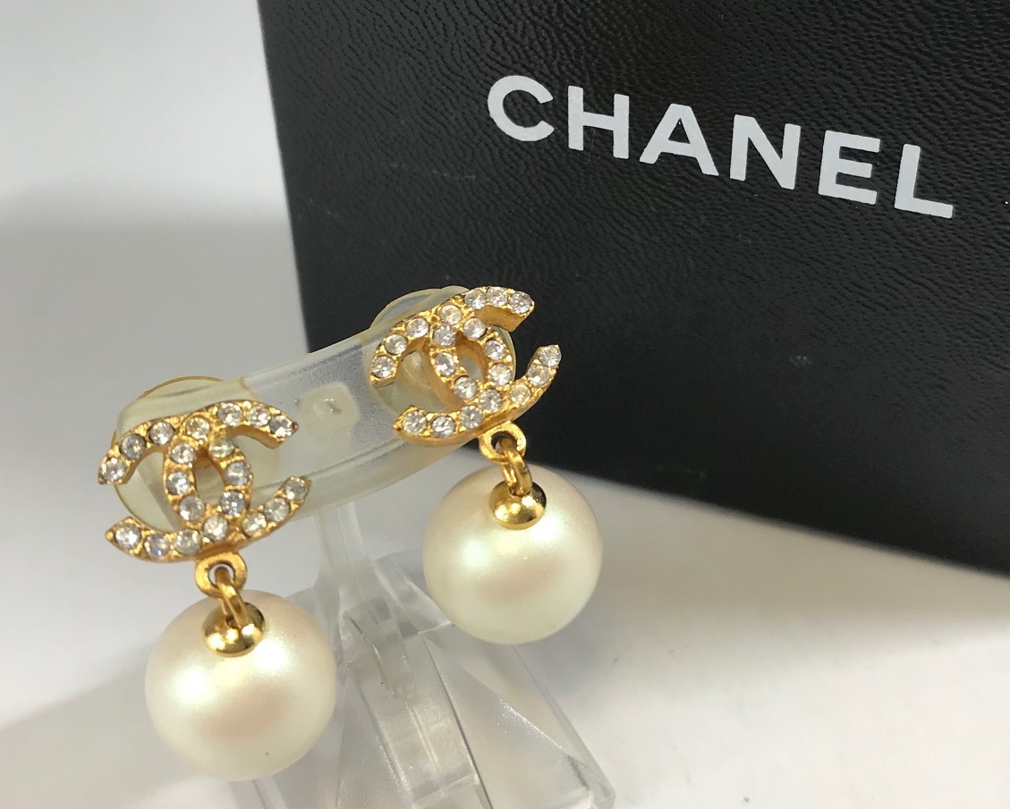 CHANEL 【シャネル】 ココマーク ピアス 画像1