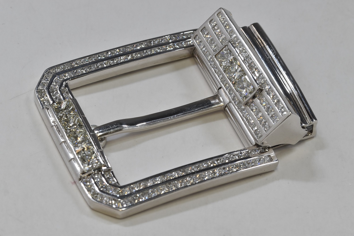 Pt900 プラチナ ダイヤモンド バックル 画像1