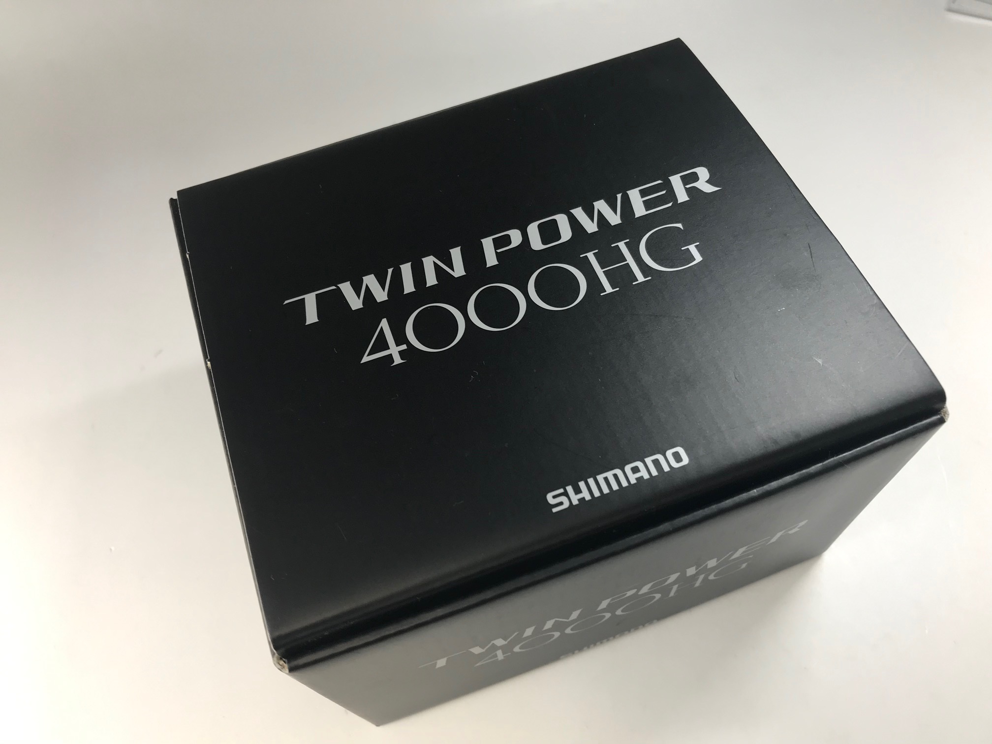 SHIMANO 【シマノ】 TWIN POWER 4000HG 釣り道具 リール 画像1