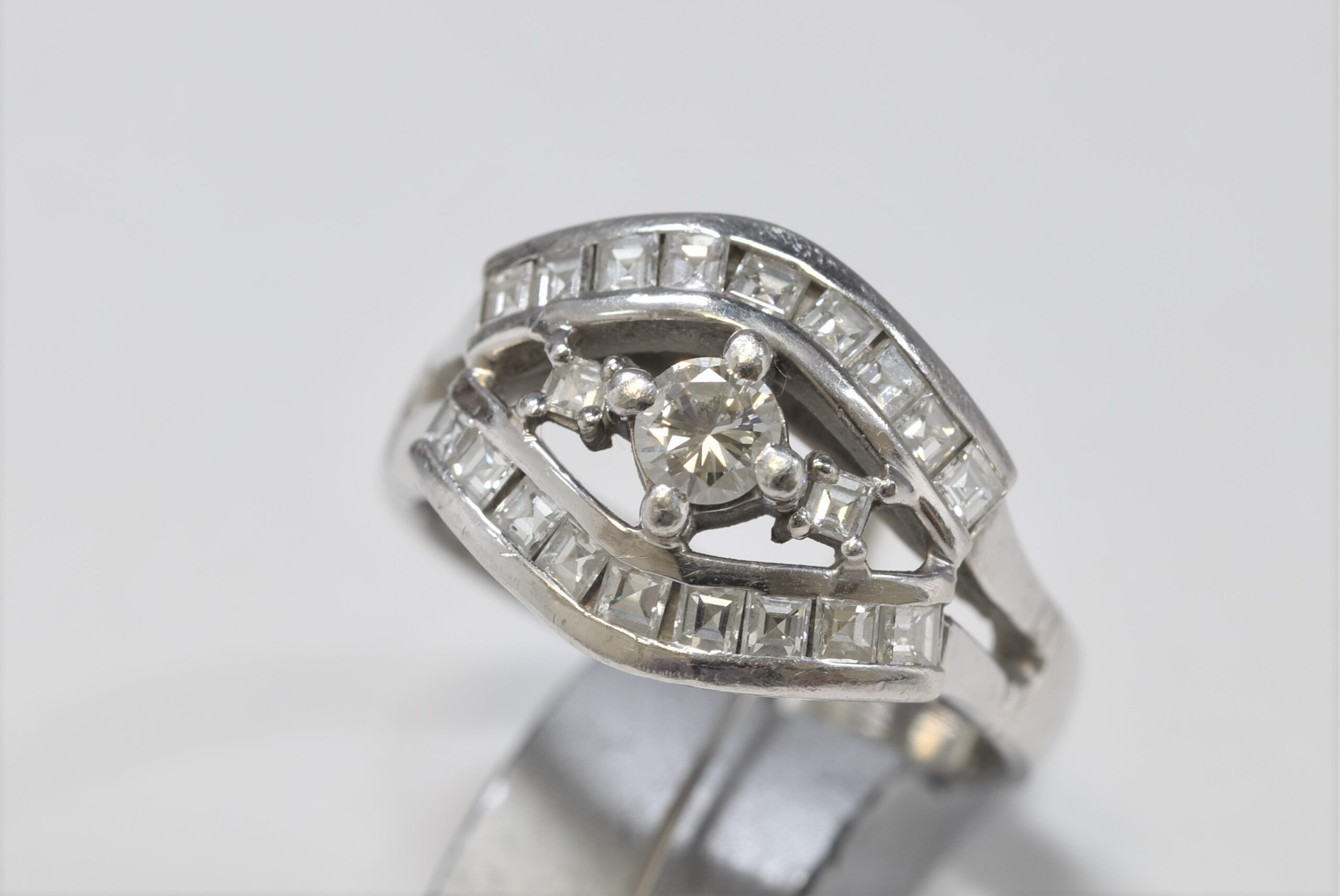 Pt900 プラチナ ダイヤモンド 指輪 画像1