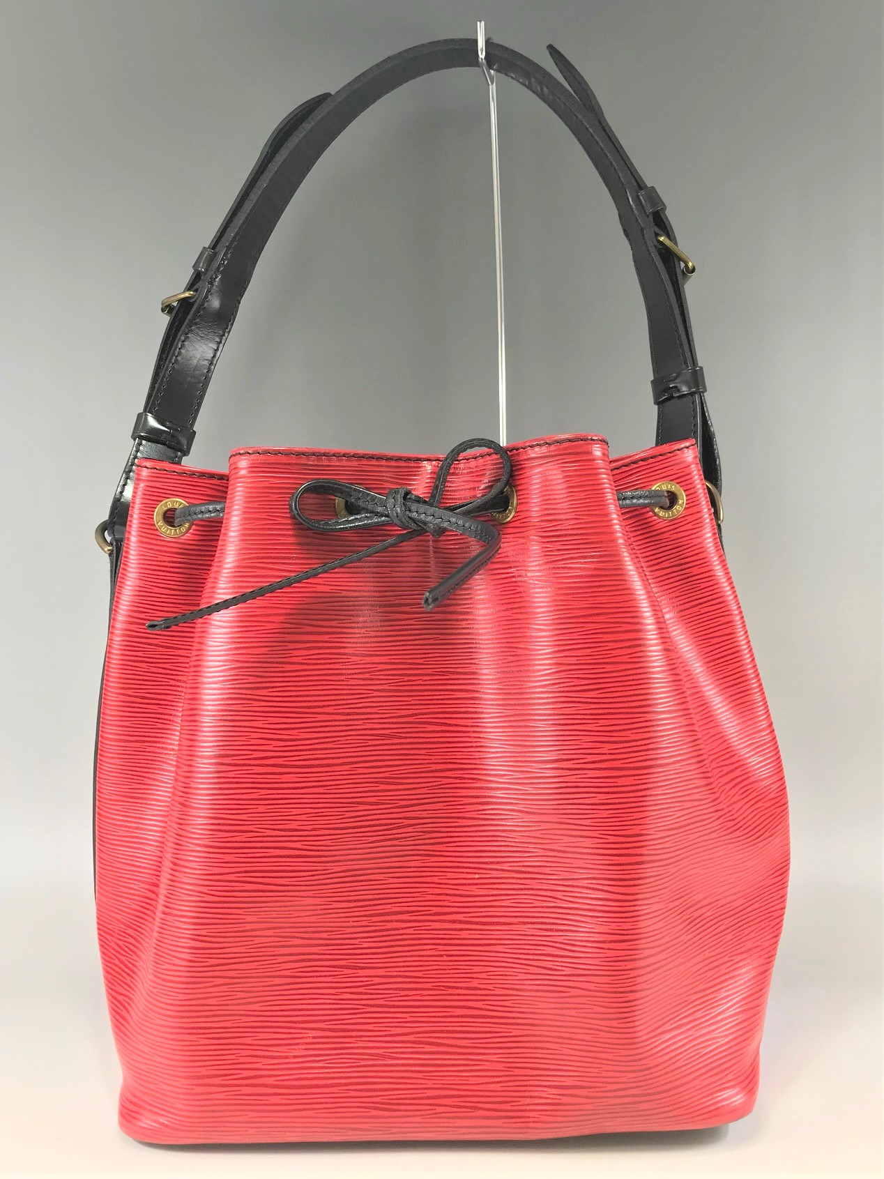 LOUIS VUITTON【ルイヴィトン】エピ バイカラー プチノエ M44172 画像1