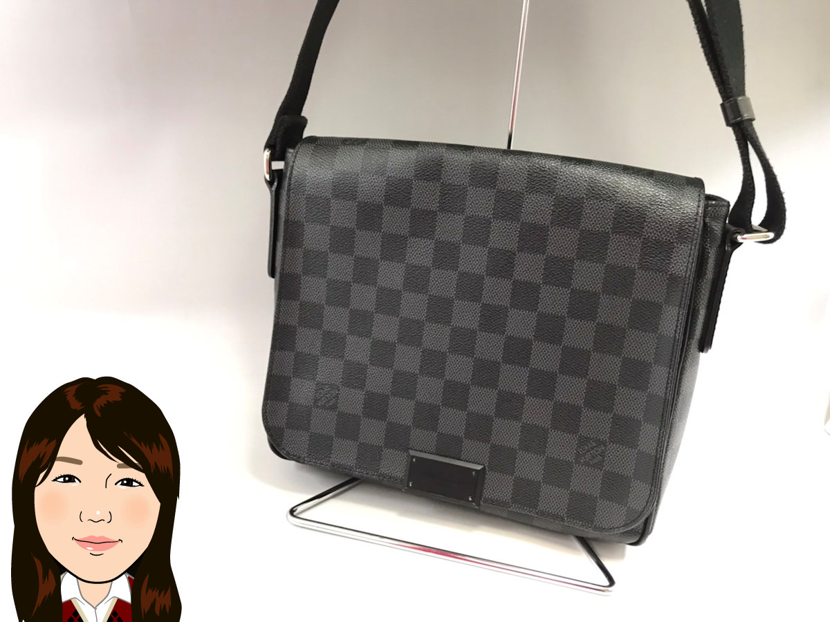 LOUIS VUITTON 【ルイヴィトン】 ダミエグラフィット ディストリクトPM ショルダーバッグ 画像1